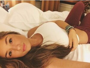 Denizli escort farklı düşüncede partner